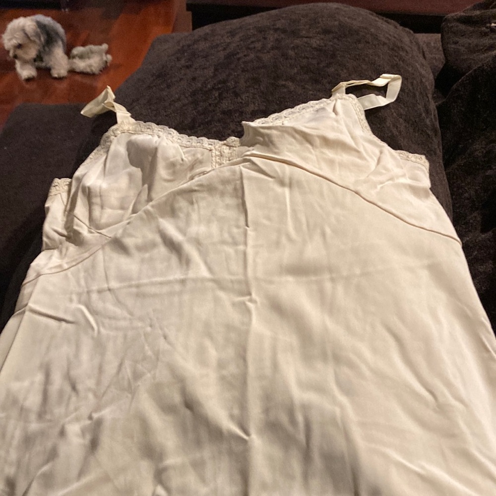 Shadow line vintage chemise slip cream bust size 36 great condition